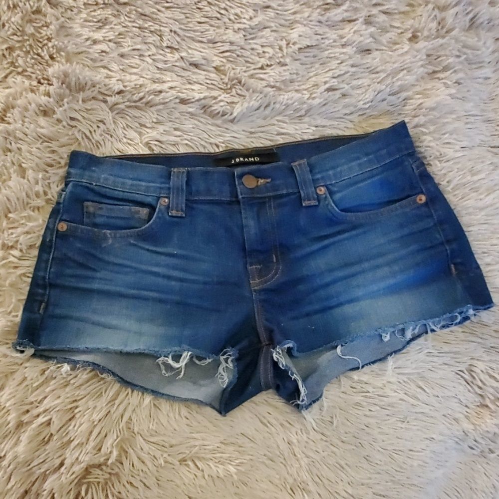 Medium wash J Brand "karma" jean shorts size 26